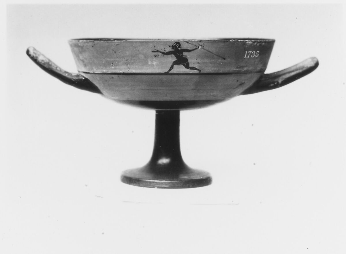 Terracotta kylix: lip-cup (drinking cup), Attributed to the Centaur Painter, Terracotta, Greek, Attic 