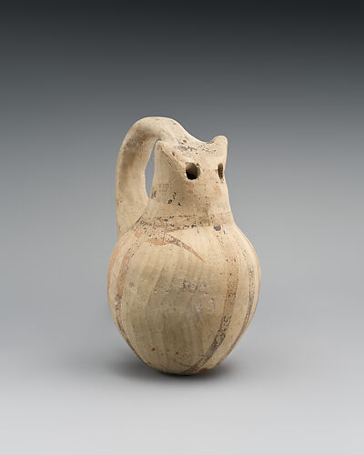 Terracotta rattle (?) in the form of an owl