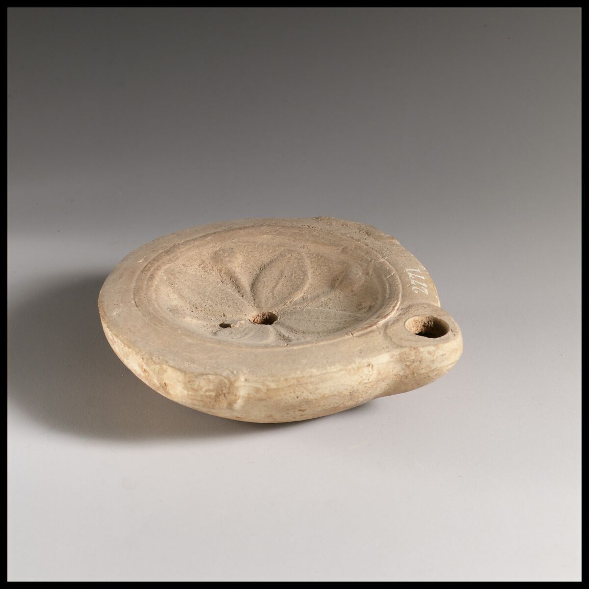 Terracotta oil lamp, Terracotta, Roman
