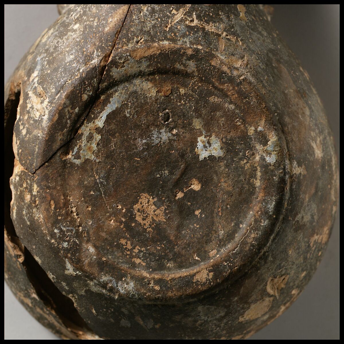 Terracotta oil lamp, Terracotta, Roman