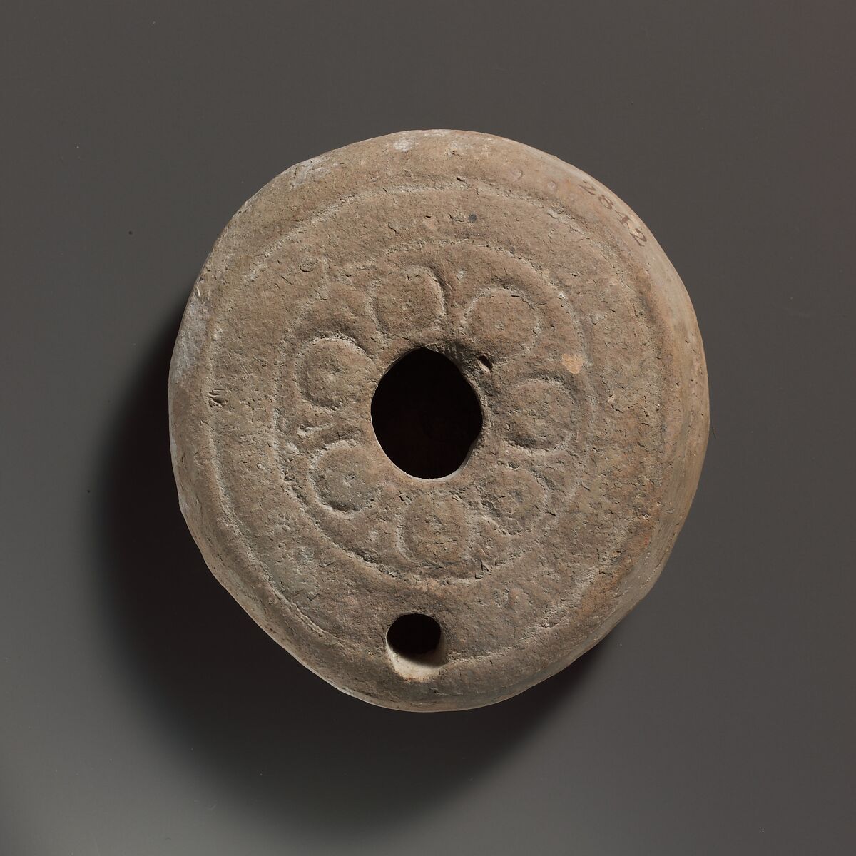 Terracotta oil lamp, Terracotta, Roman 