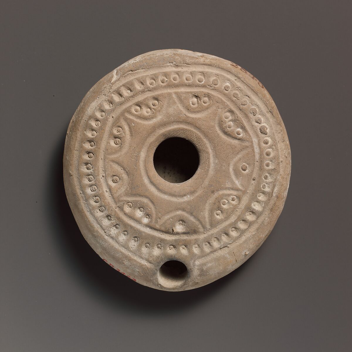 Terracotta oil lamp, Terracotta, Roman 