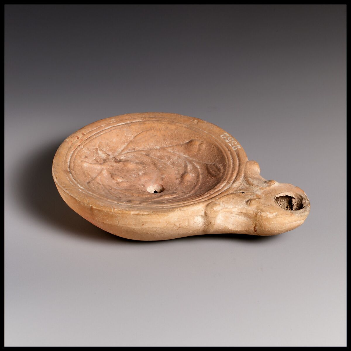 Terracotta oil lamp, Terracotta, Roman
