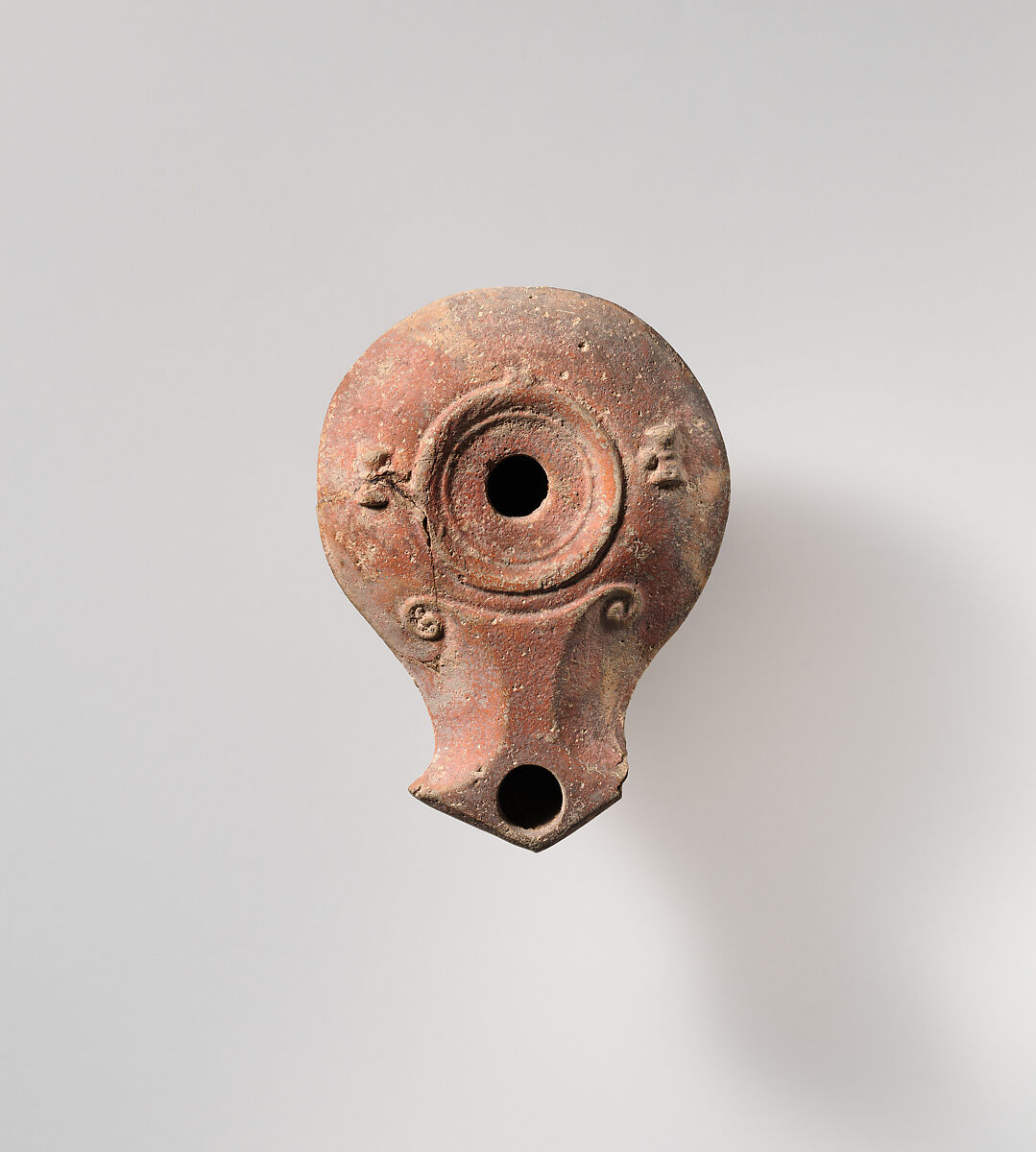 Terracotta oil lamp, Terracotta, Greek or Roman 