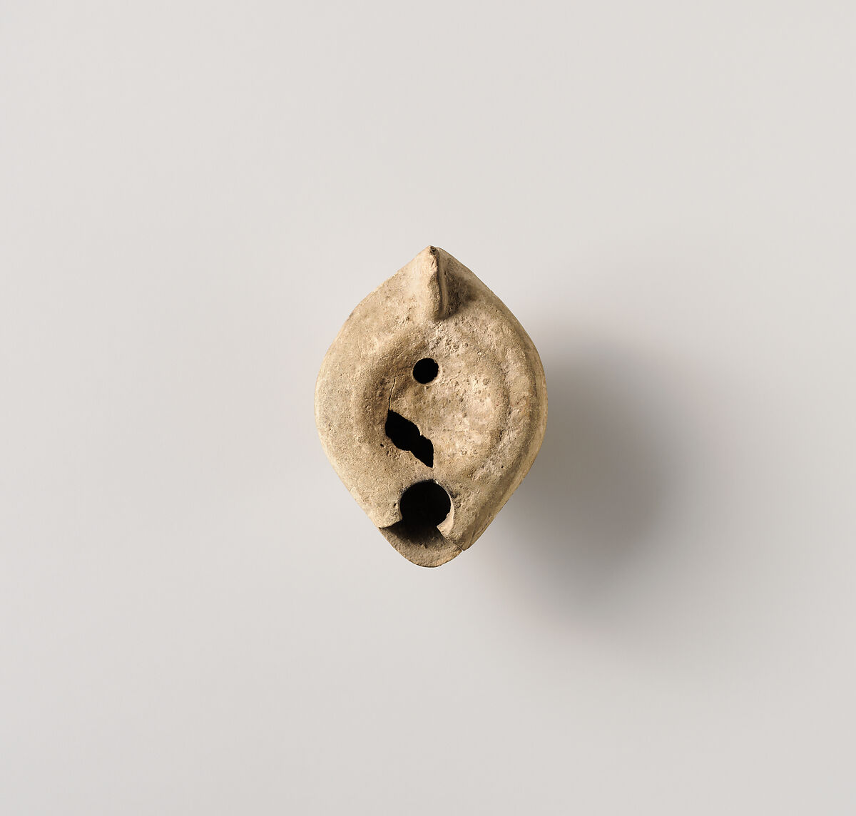 Terracotta oil lamp, Terracotta, Roman 