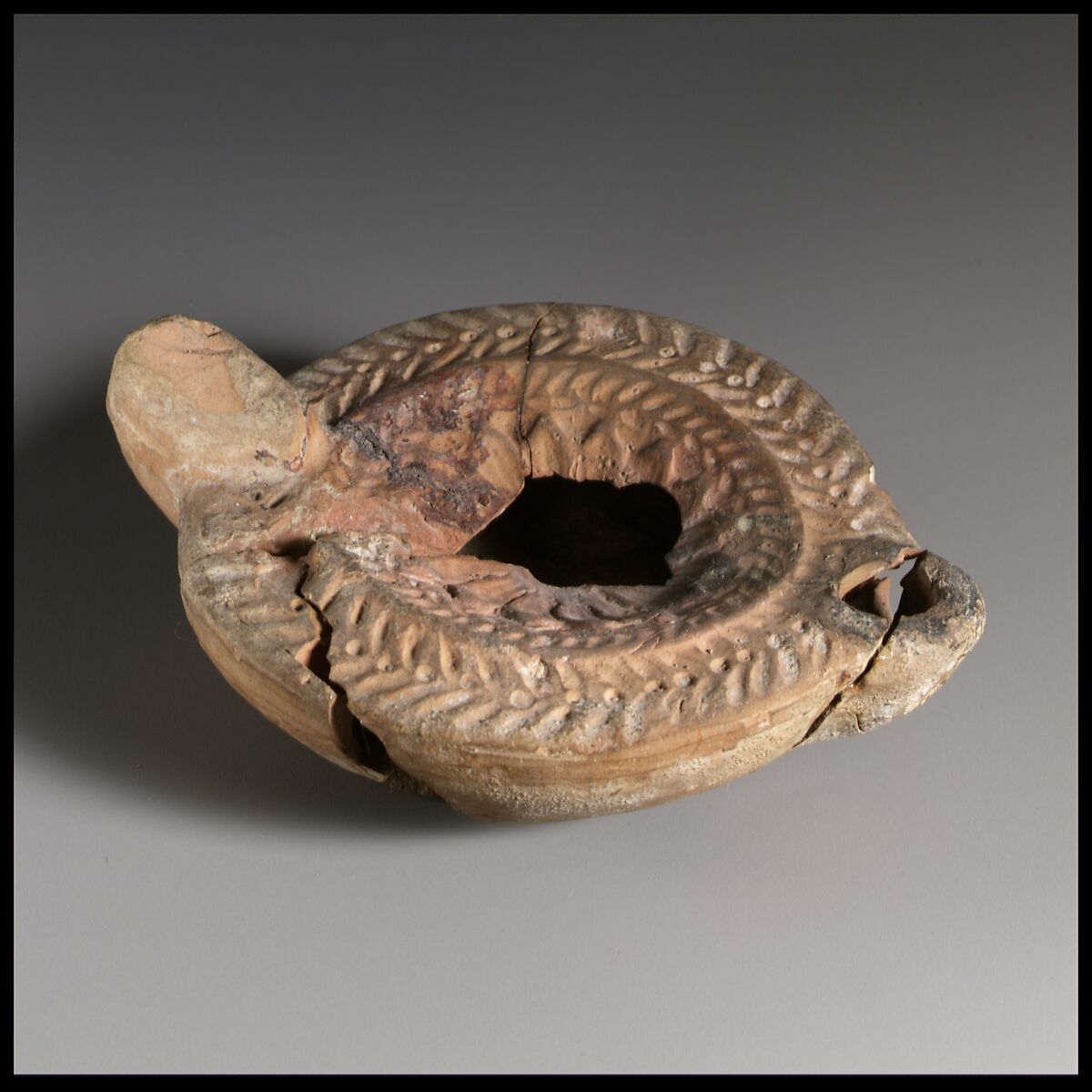 Terracotta oil lamp, Terracotta, mold-made, Roman