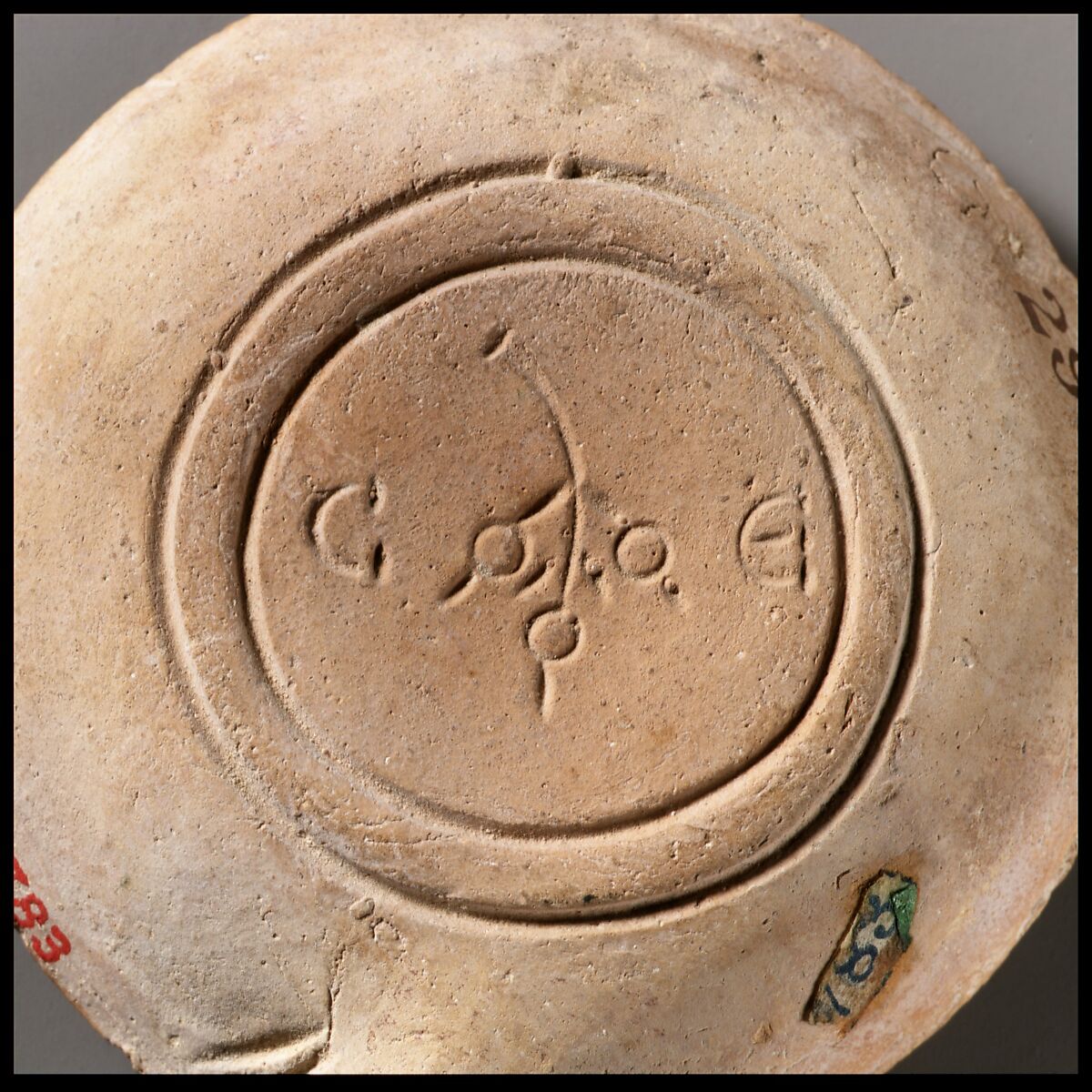 Terracotta oil lamp, Terracotta, Roman