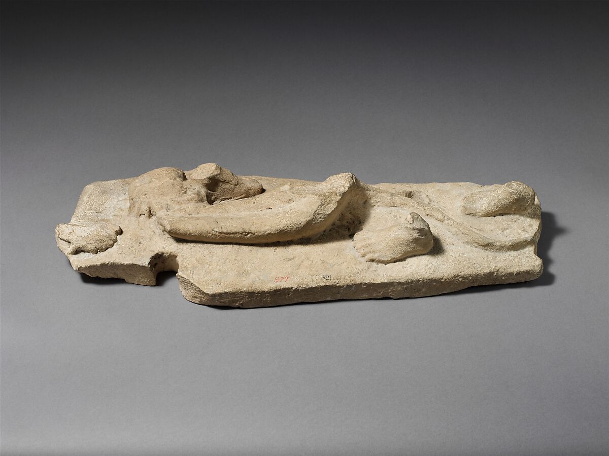 Limestone plinth with the remains of a group of Herakles and the Hydra, Limestone, Cypriot