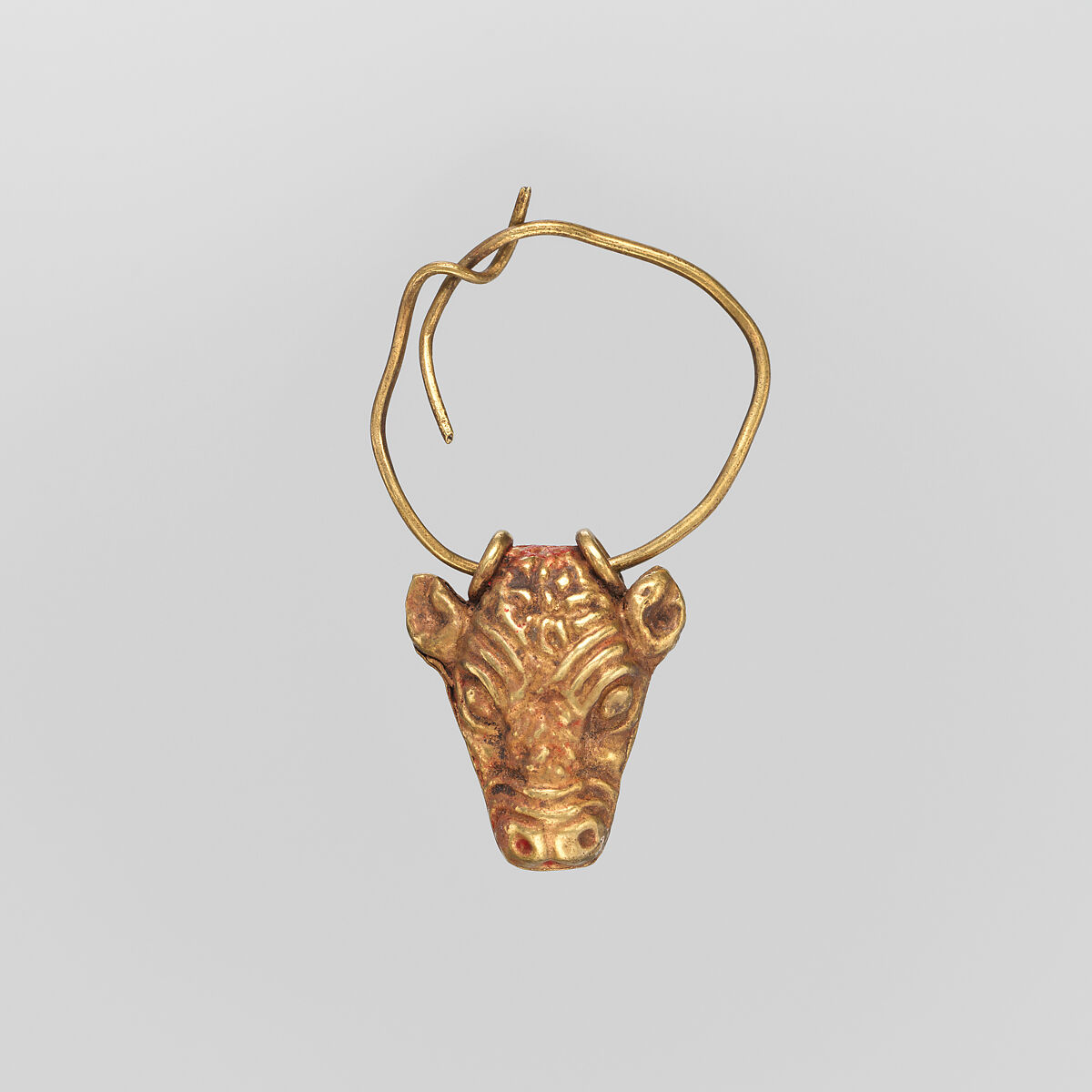 Gold pendant in the form of a bull's head, Gold, Cypriot