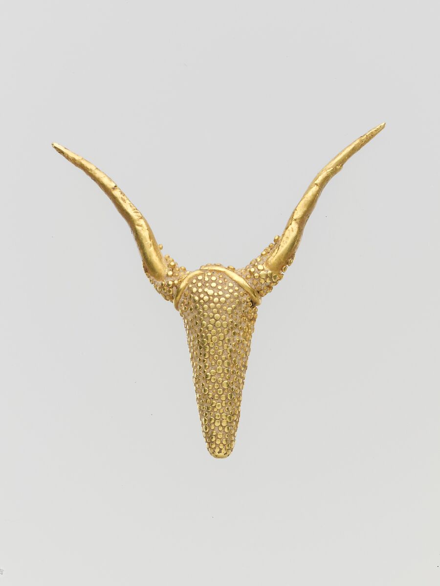 Gold pendant with granulated ornament, Gold, Cypriot 