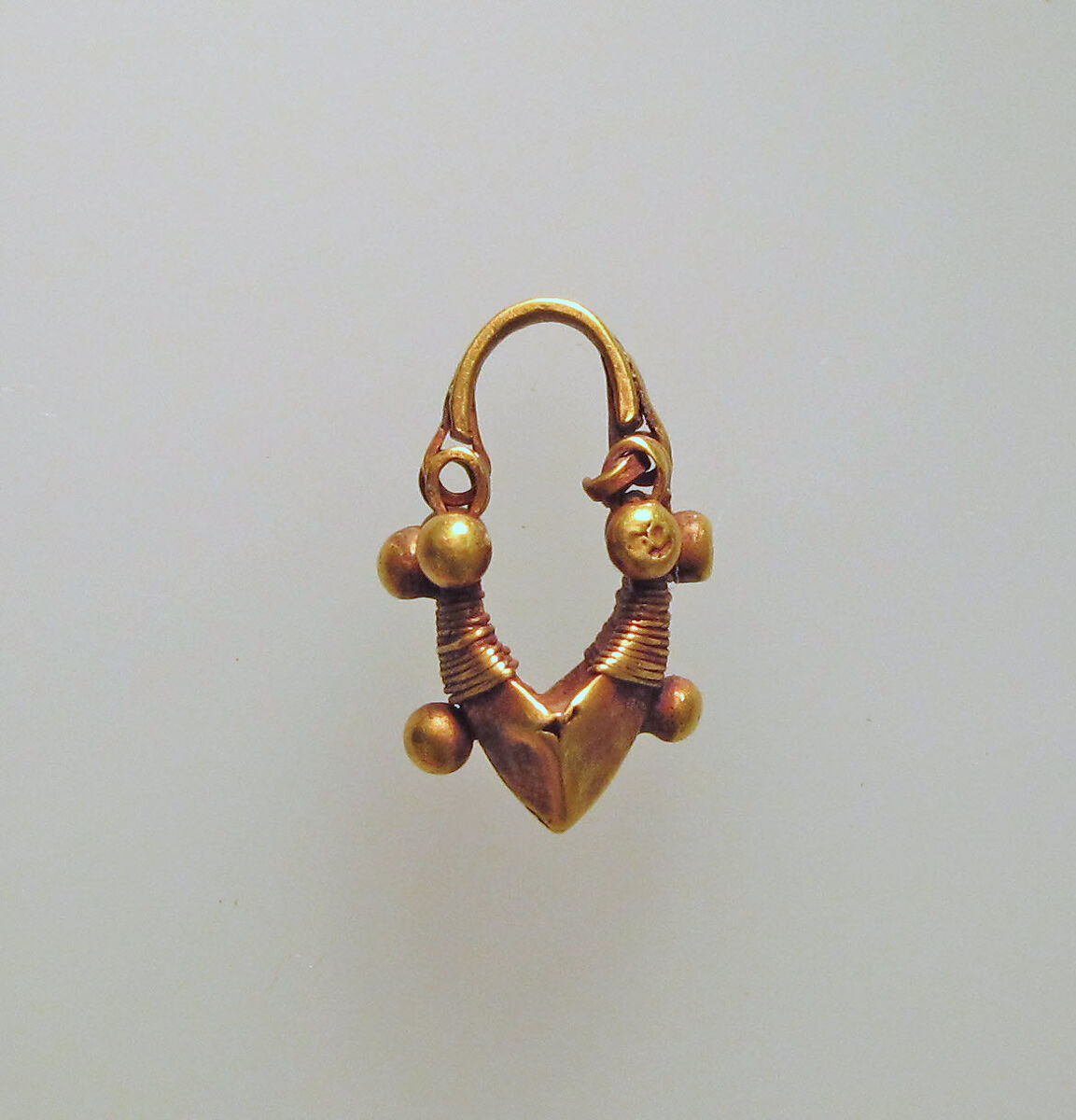 Earring, boat-shaped | Cypriot | The Metropolitan Museum of Art