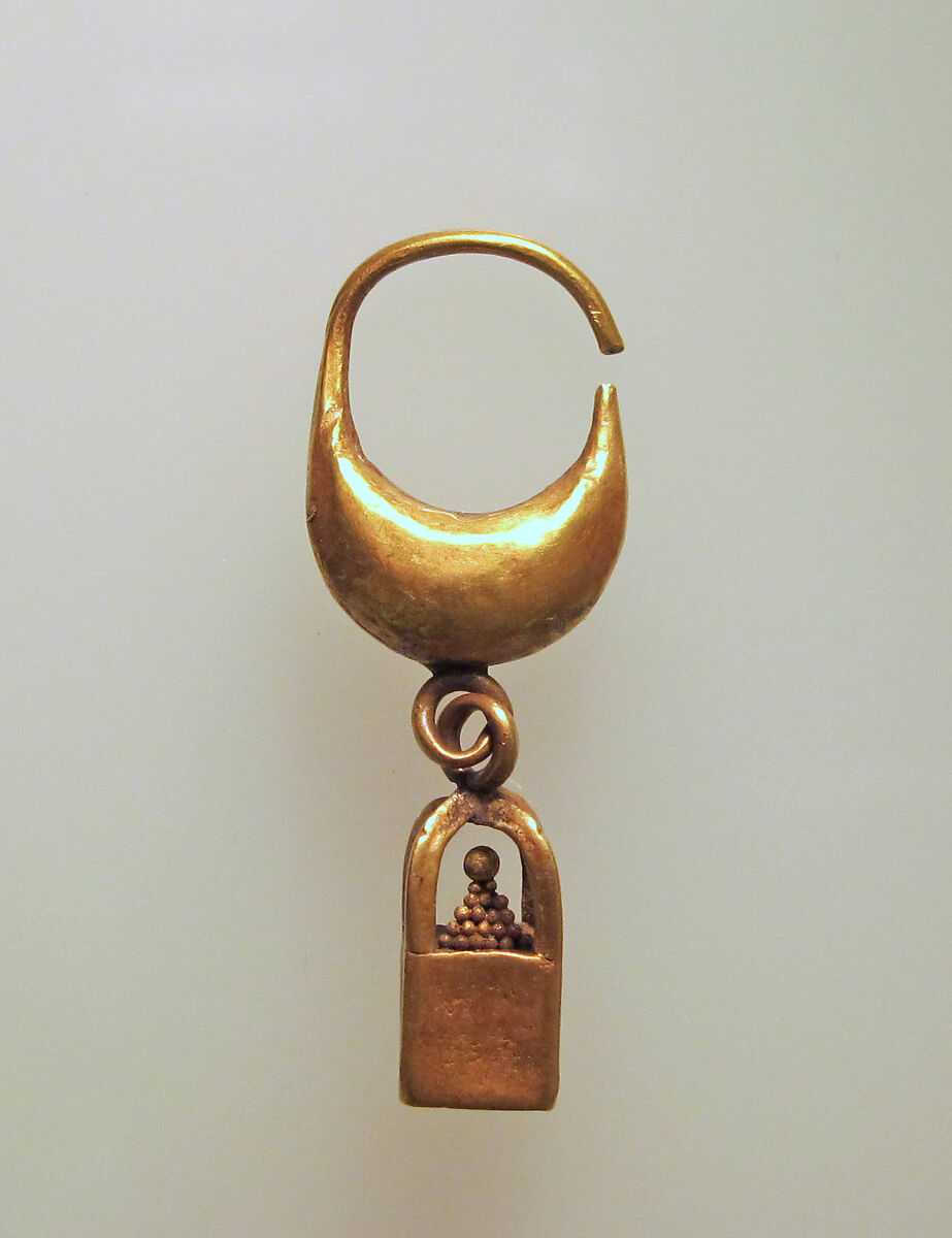 Earring, boat-shaped with cage and ball pendant, Gold, Cypriot 
