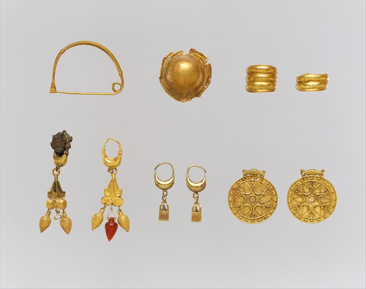 Gold pendant, Gold, Cypro-Phoenician