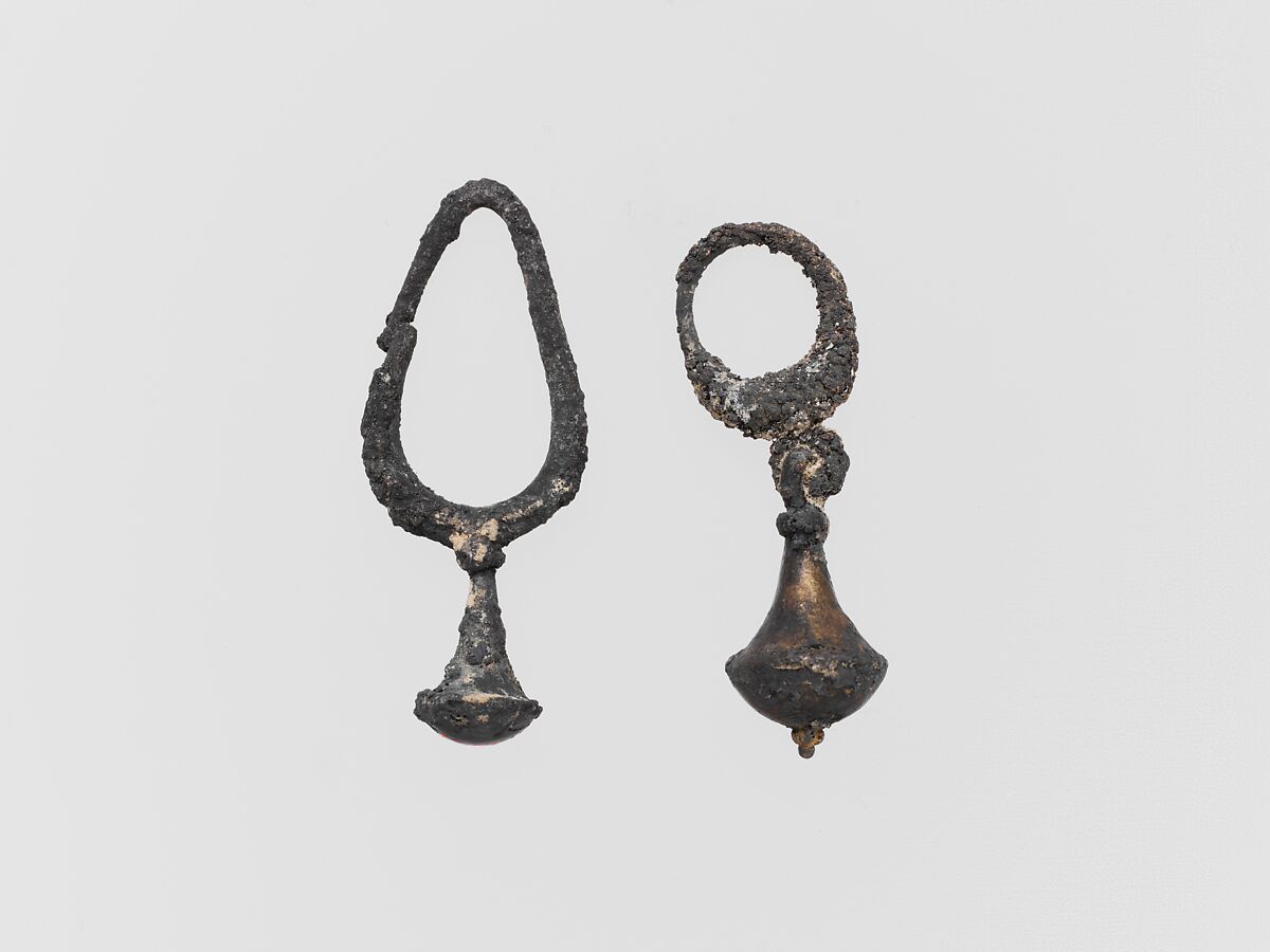 Silver earring with nail-head pendant, Silver, Cypriot 