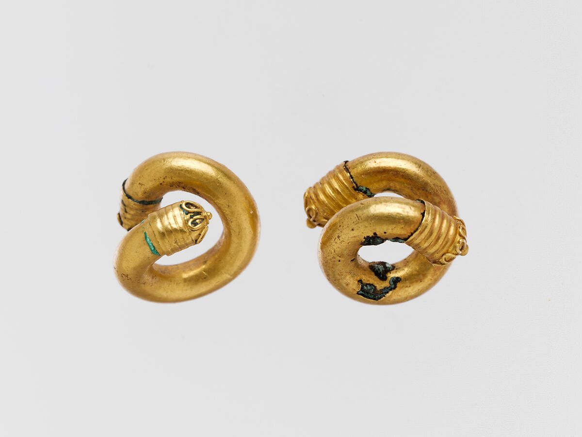 Gold and copper alloy spiral, Gold, bronze, Cypriot 