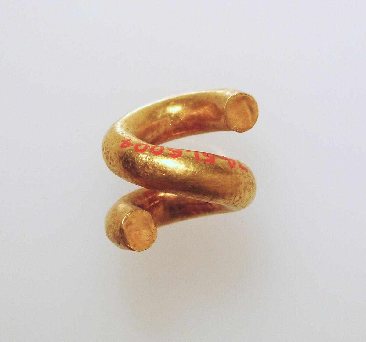 Gold and copper alloy spiral, Gold, Cypriot 