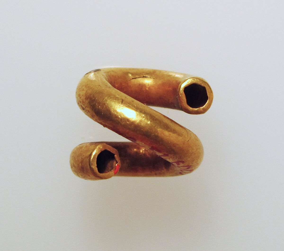 Gold and copper alloy spiral | Cypriot | Classical | The Metropolitan ...