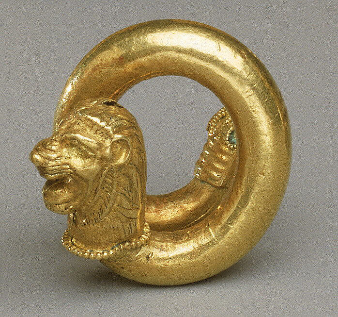 Gold and copper alloy spiral with lion-head terminal, Gold, copper alloy, Greek, Cypriot 