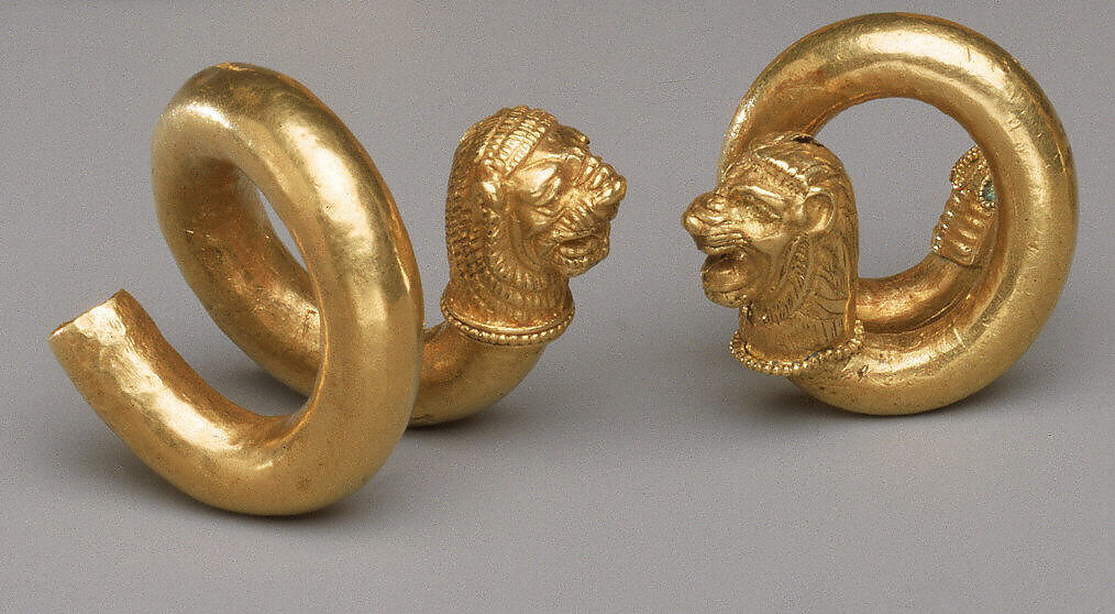 Gold and copper alloy spiral with lion-head terminal, Gold, copper alloy, Greek, Cypriot