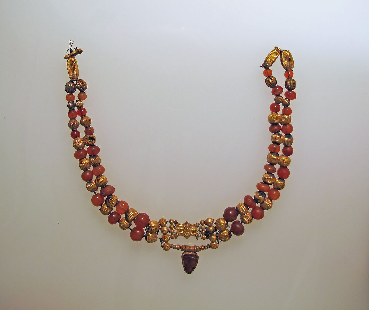 Necklace, Gold, sard, carnelian, Cypriot 