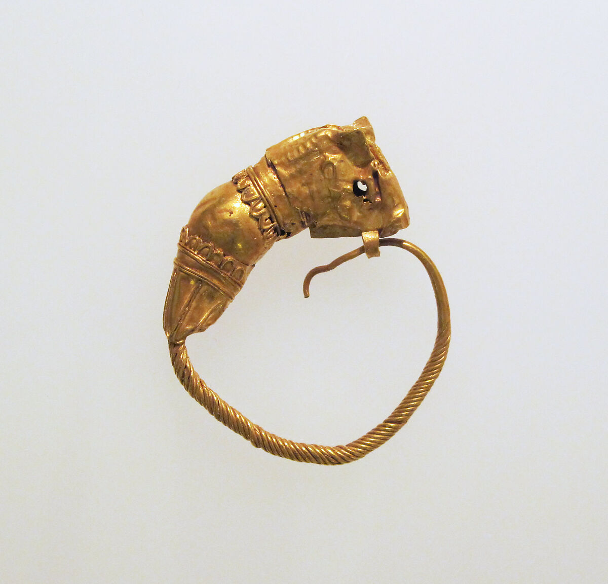 Gold earring with head of a bull, Gold, Greek 