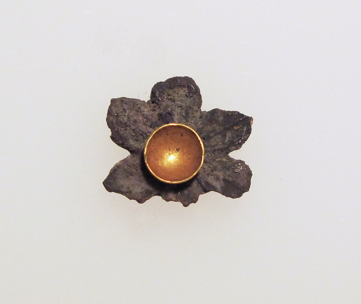 Bead in the form of a rosette, Silver, gold 