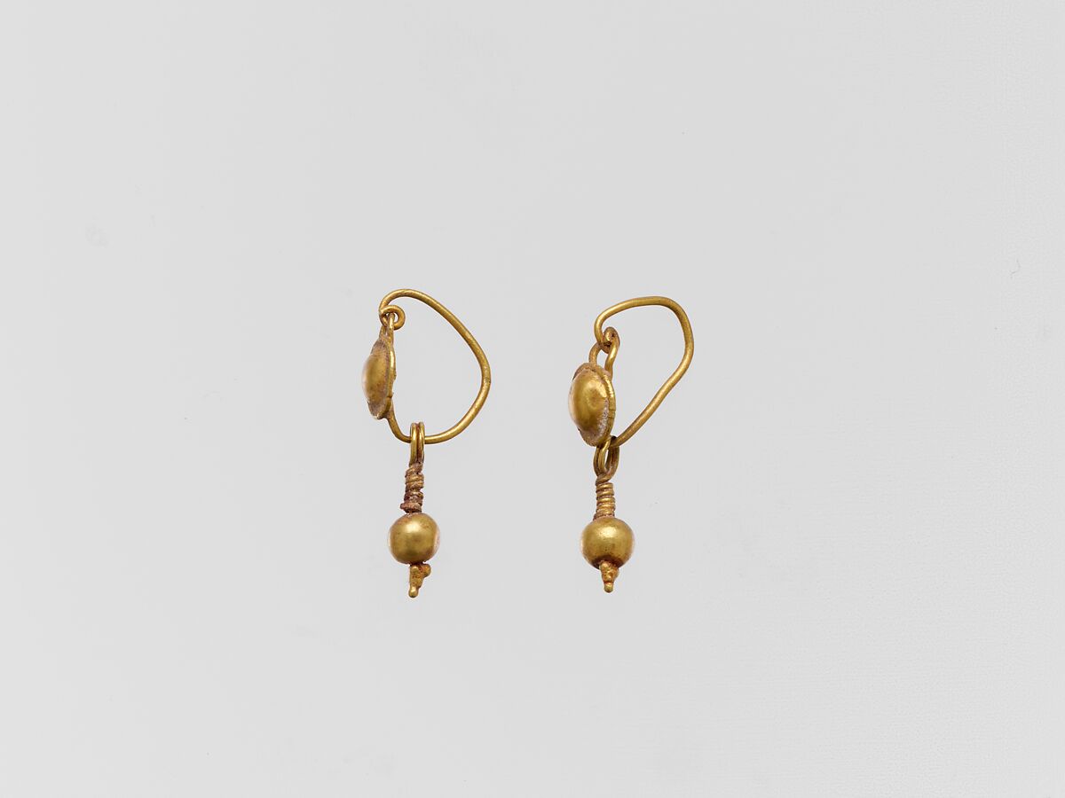 Gold earring with disc and pendant, Gold, Roman 