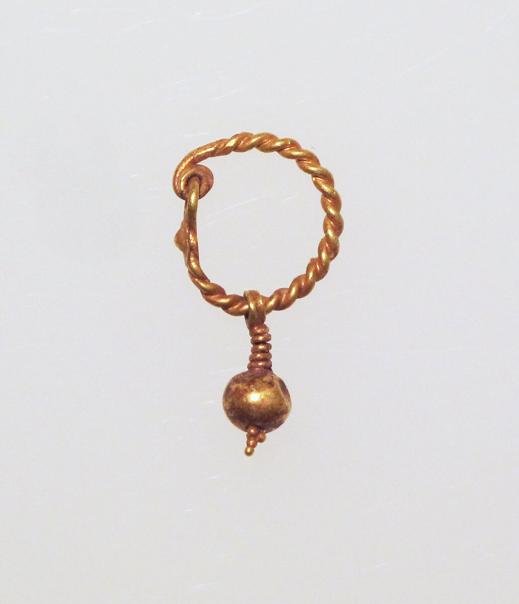 Gold earring with pendant, Gold, Roman 