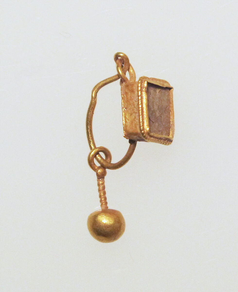 Earring with ball pendant and paste setting, Gold, glass paste, Roman 
