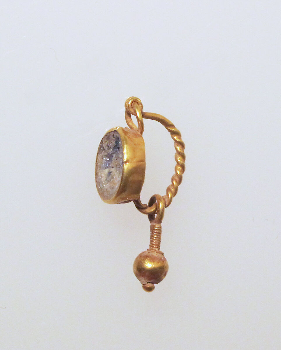 Earring with ball pendant and paste setting, Gold, glass paste, Roman 