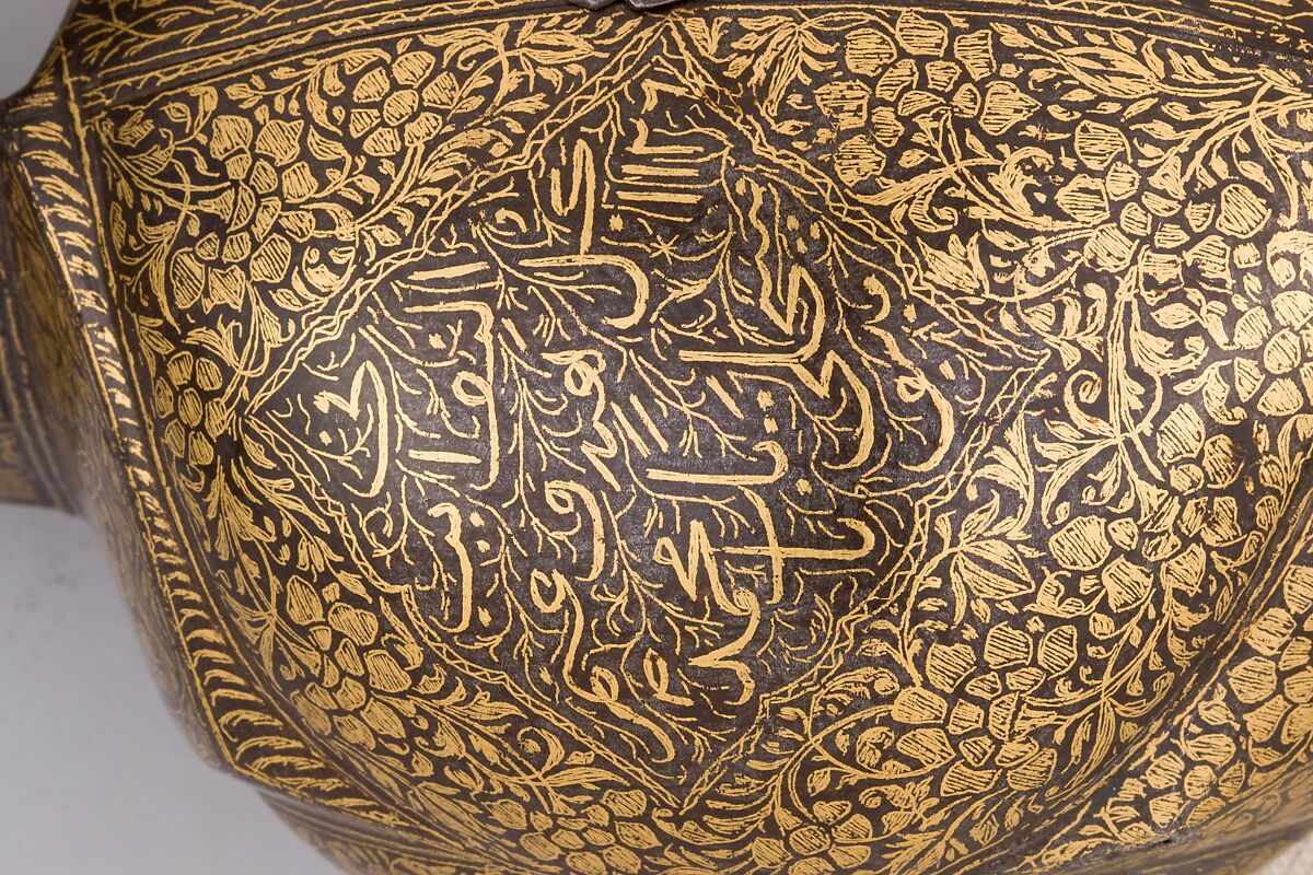 Gauntlet Sword (<i>Pata</i>), Steel, gold, textile, hilt, Indian; blade, European