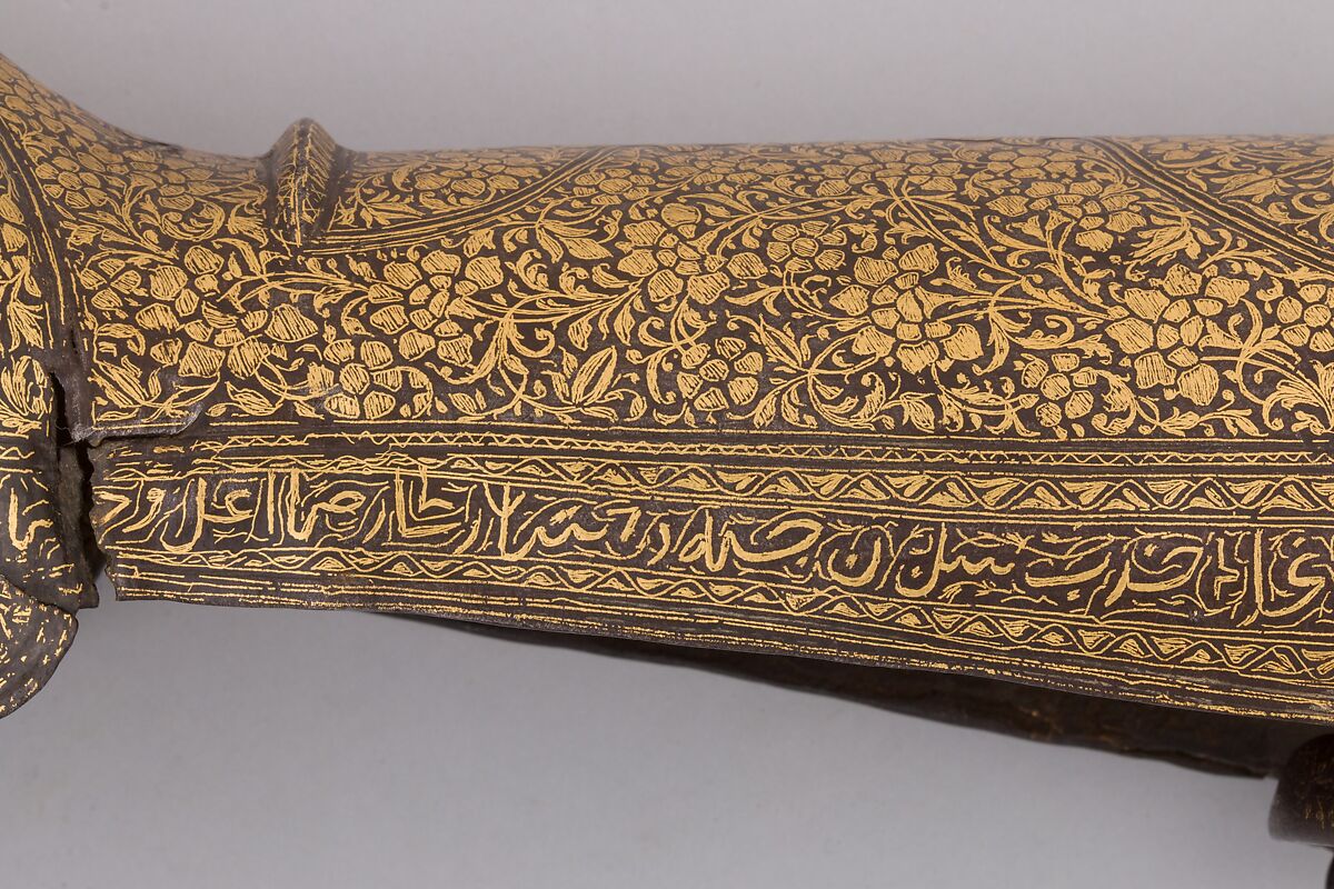 Gauntlet Sword (<i>Pata</i>), Steel, gold, textile, hilt, Indian; blade, European