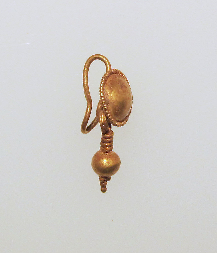 Earring-hook type with ball pendant and disc, Gold 