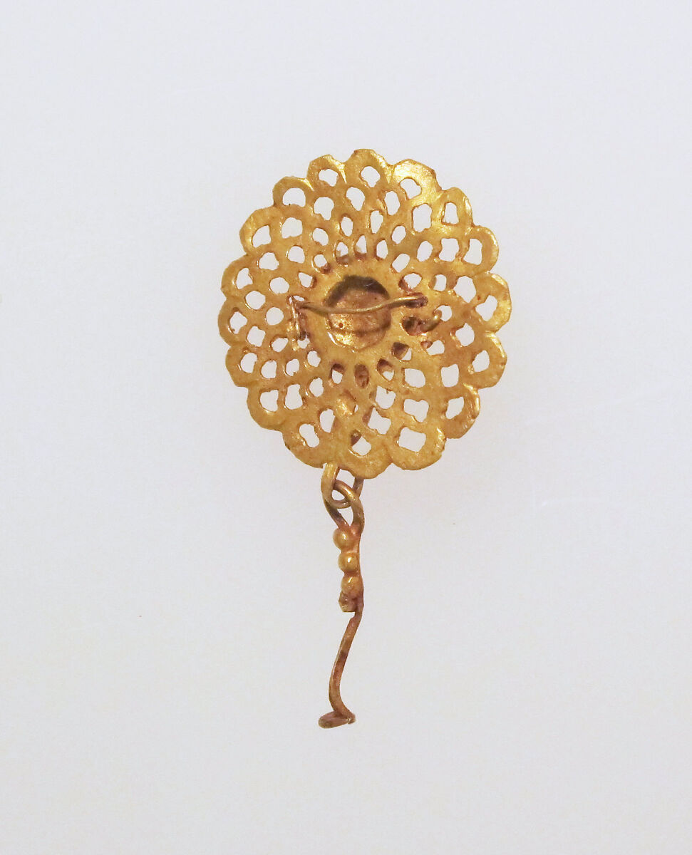 Gold earring with rosette disk, Gold, Roman 