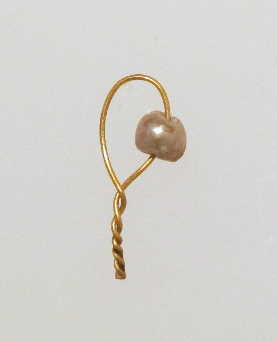 Pendant with pearl, Gold, pearl 