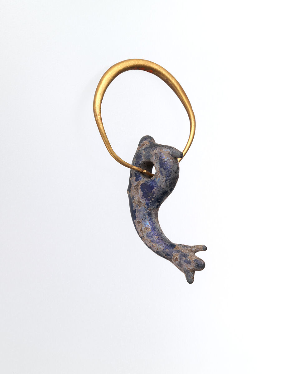 Gold earring with glass pendant in the form of a dolphin, Gold, glass, Roman 