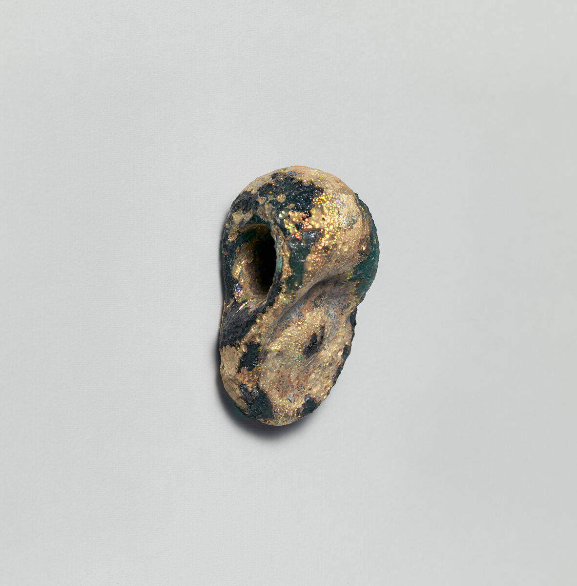Glass disk pendant, Glass, Roman