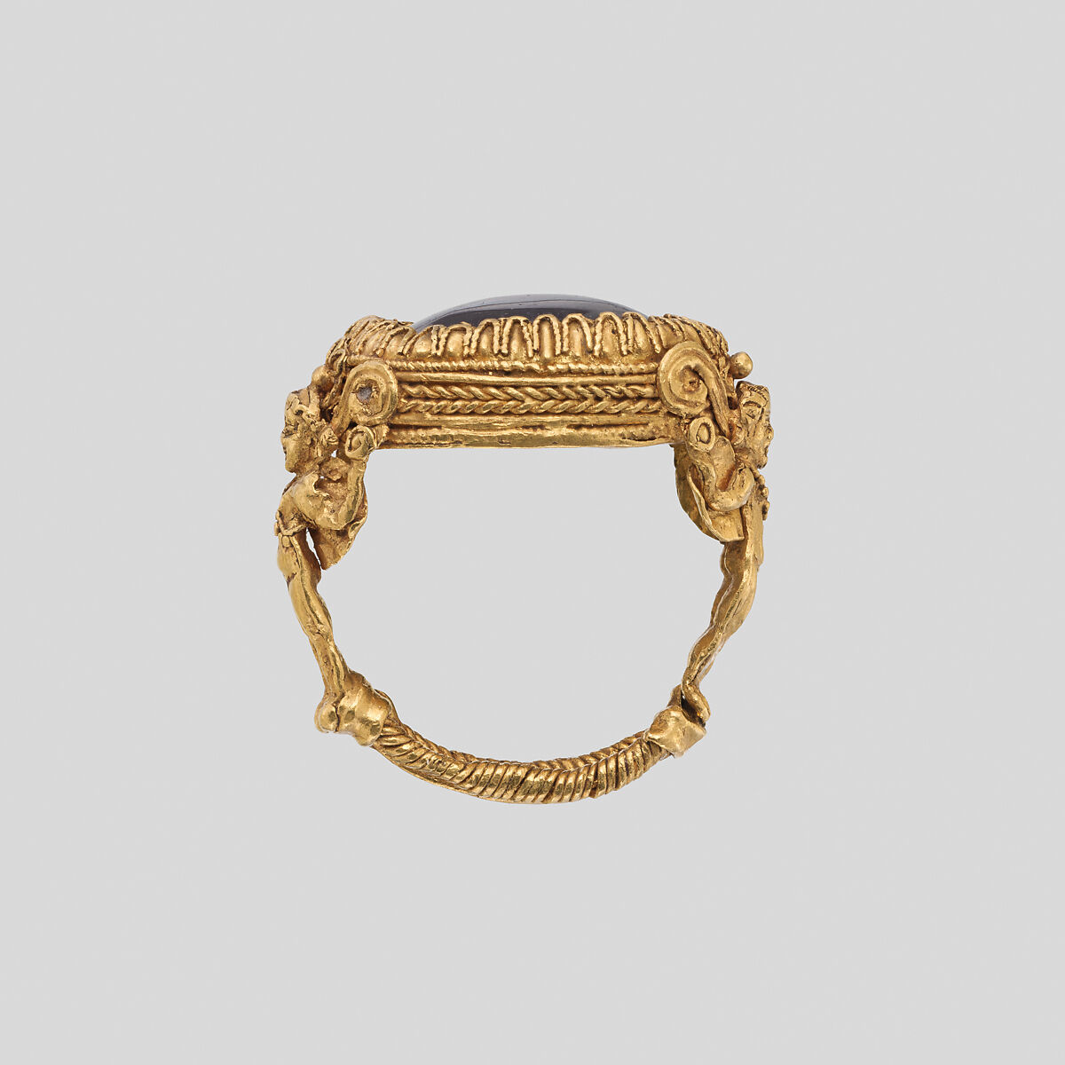 Gold and amethyst ring, Gold, amethyst, Greek, Cypriot