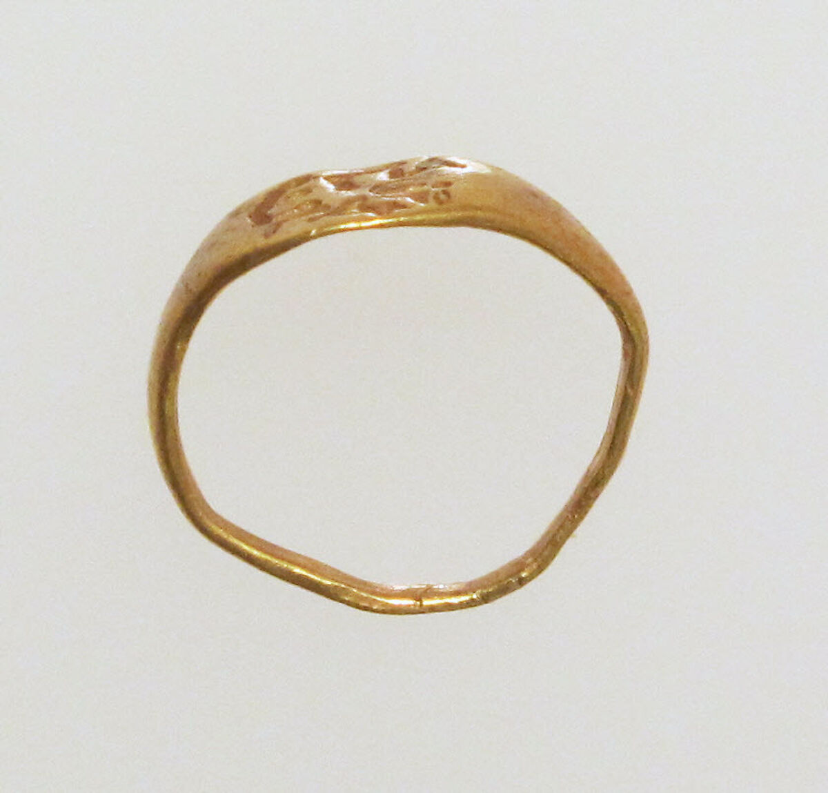 Gold ring with inscribed bezel, Gold, Roman 