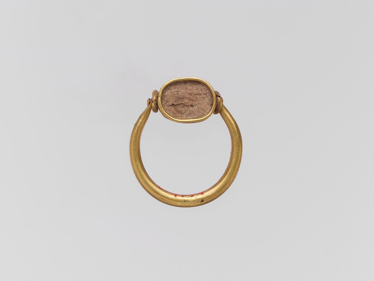 Gold ring with glass paste ring stone, Gold, glass paste, Greek or Cypriot 
