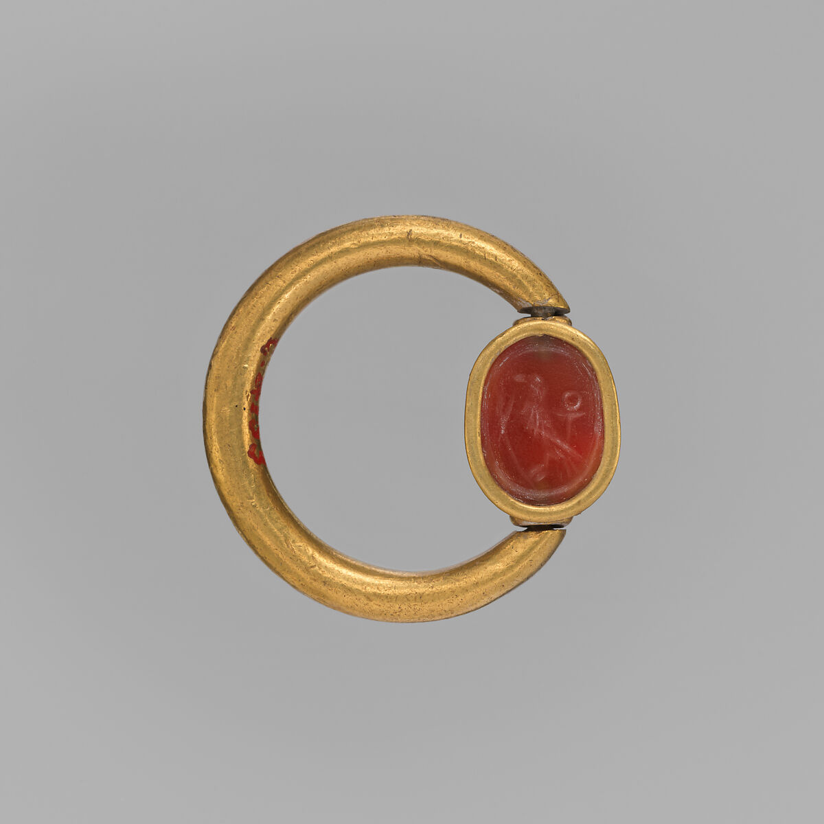 Gold ring with carnelian scaraboid, Gold, carnelian (chalcedony), Greek, Cypriot