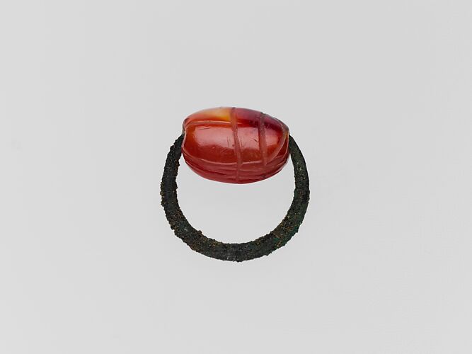 Bronze ring with carnelian scarab