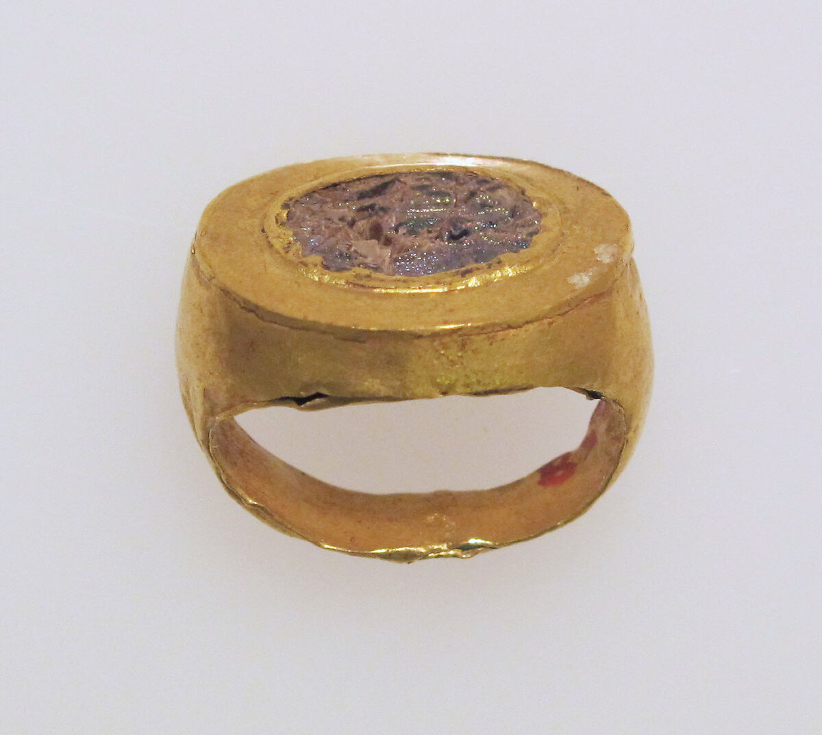 Ring with glass paste, Gold, glass paste 