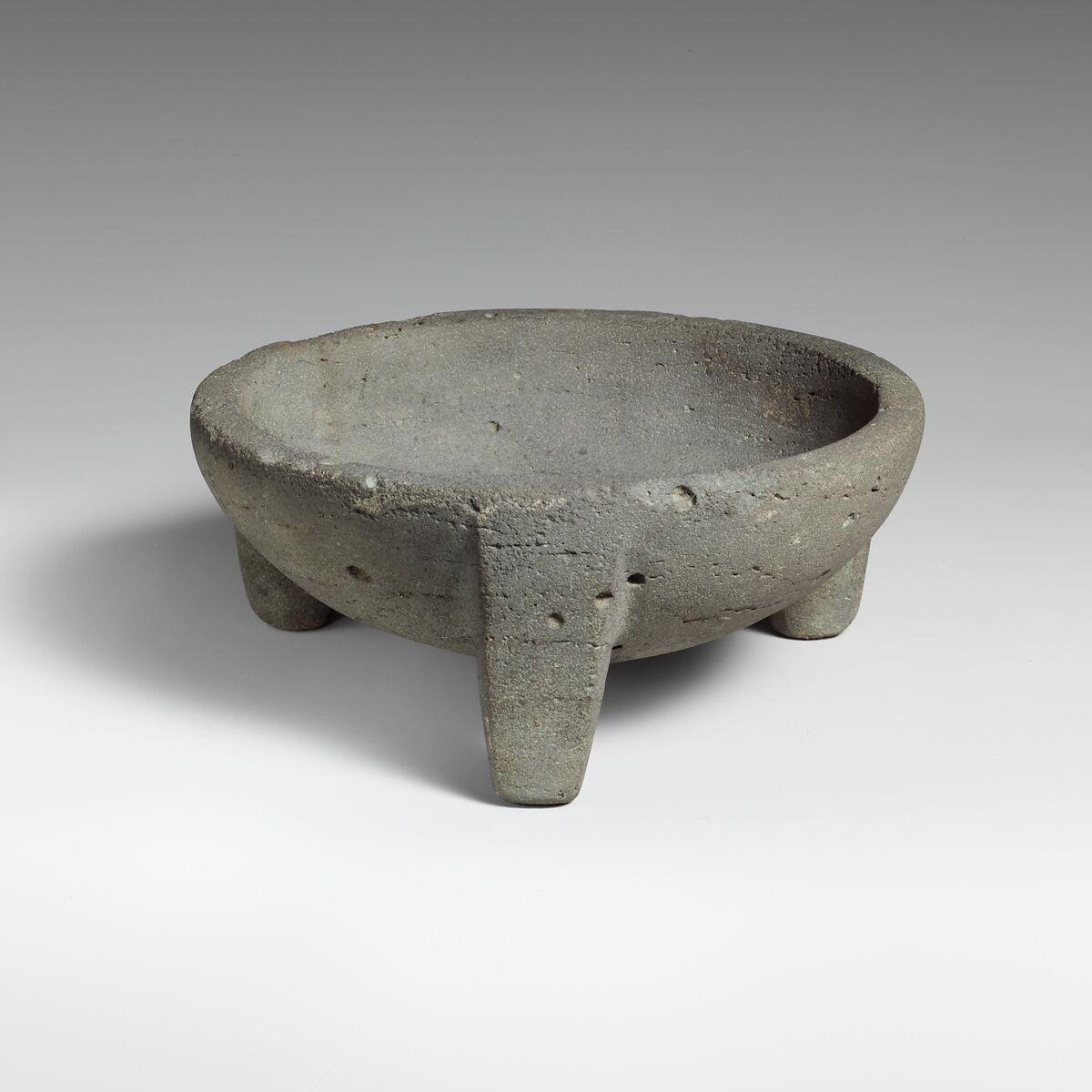 Basalt mortar, Basalt, Cypriot