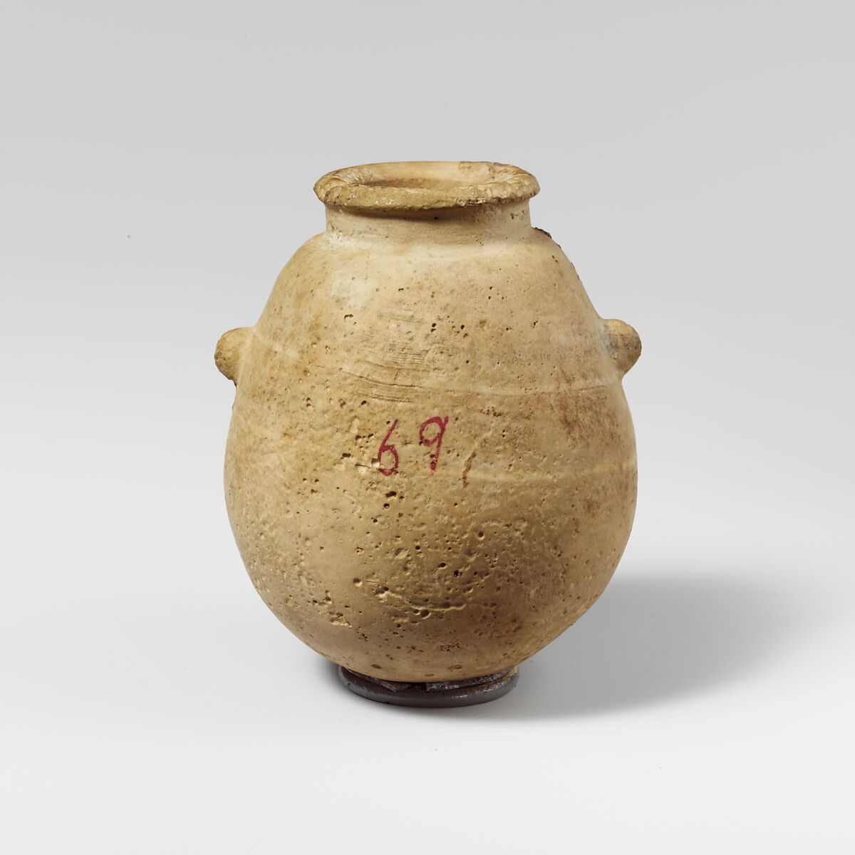 Alabaster alabastron (perfume vase), Alabaster, Cypriot