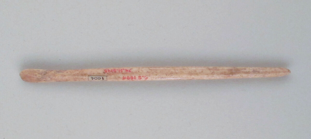Bone ear pick, Bone, Cypriot