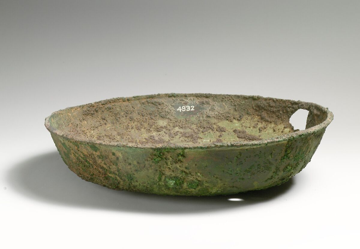 Bowl with incised central boss, Bronze, Cypriot