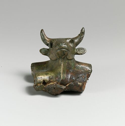 Bronze bull's head
