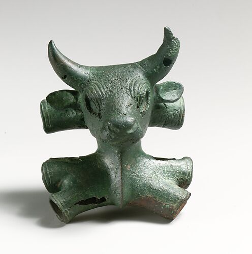 Bronze bull's head