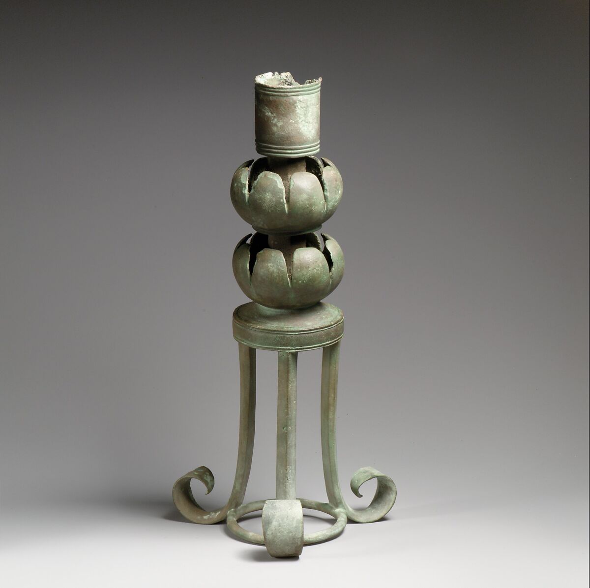 Bronze lamp holder, Bronze, Cypriot 